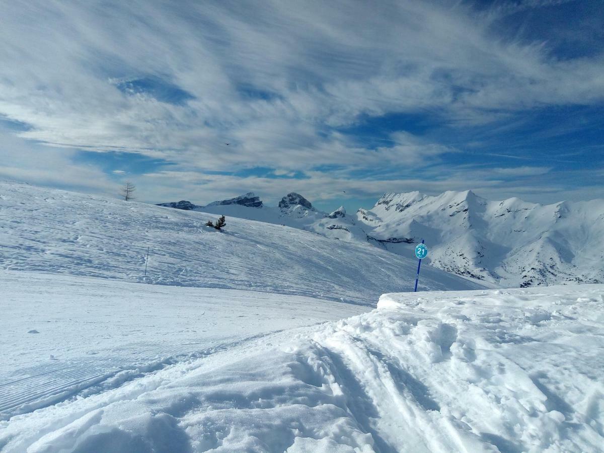 شقة La Joue Du Loup, Aux Pieds Des Pistes Et Vue Sur Montagnes المظهر الخارجي الصورة